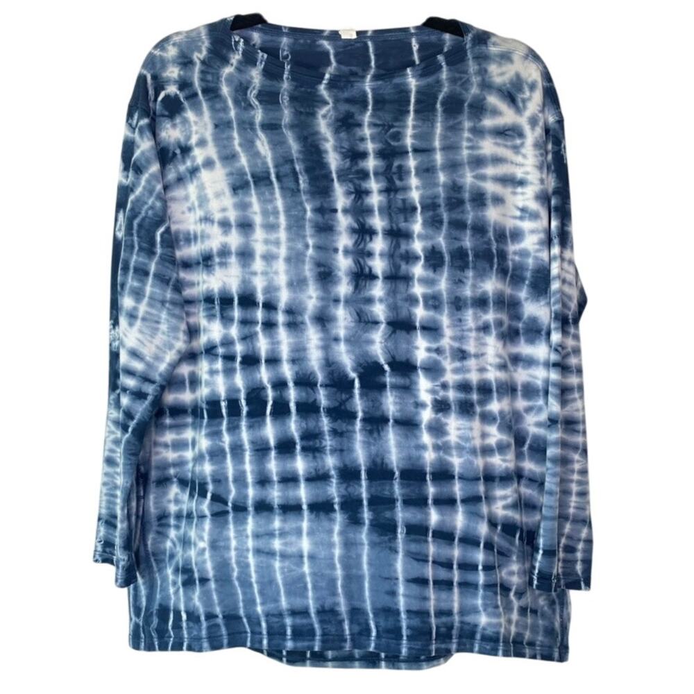 Lululemon athletica Shibori Square Ocean Air True Navy Back in Action Top Size 6